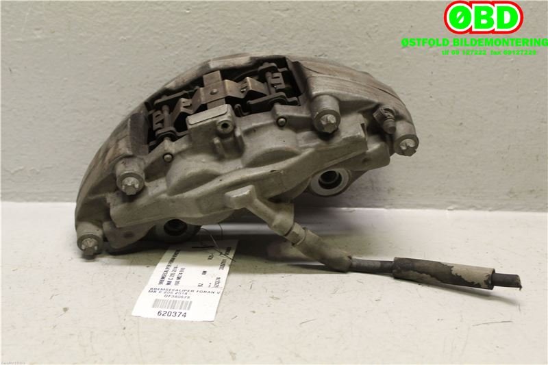 Bremsecaliper venstre foran til Mercedes C-Klasse 2014-2018 (Fase 1) (W205) (W205) (MERCEDES|A 011 421 95 98|)