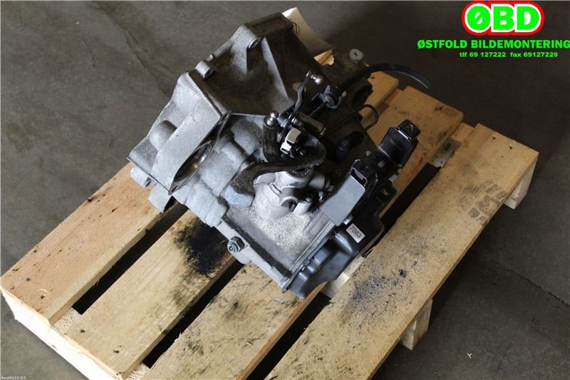 Girkasse manuell til Škoda Fabia 2000-2007 (Type I) (SKODA|02T 300 052 S|02T 300 020 E|)