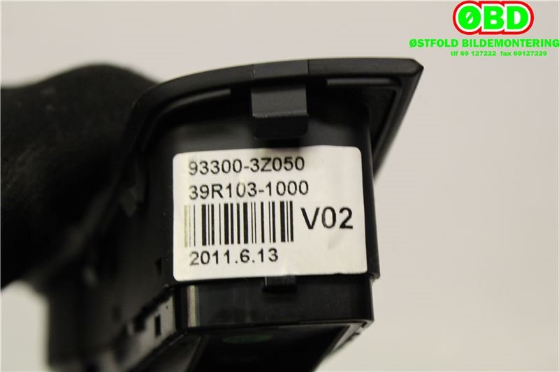 Bryter lys til Hyundai i40 2012-2017  (HYUNDAI|933003Z050|)