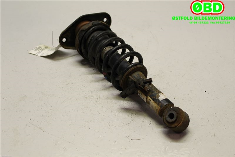 Fjærbein venstre bak til Mini One/Cooper 2001-2007 (R50-53) (R50-53) (MINI|33 52 6 781 135|)