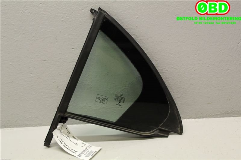 Diverse deler til Mercedes A-Klasse 2012-2018 (W176) (W176) (MERCEDES|A 176 730 03 00|)