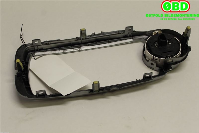Bryter nødblink til Toyota Yaris 2012-2014 (Type III, Fase 1)  (TOYOTA|839500D050|)