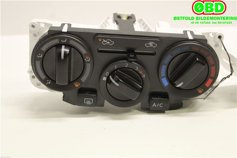 Varmeapparat betjening til Nissan Note 2006-2013 (Type I)