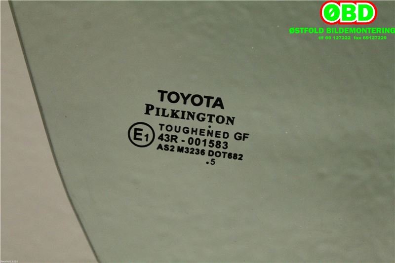 Siderute høyre foran til Toyota Yaris 2014-2020 (Type III, Fase 2)  (TOYOTA|681100D191|)