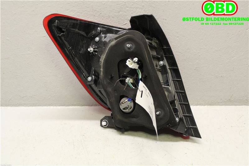 Baklykt høyre til Toyota Yaris 2014-2020 (Type III, Fase 2) (TOYOTA|815580D600|)
