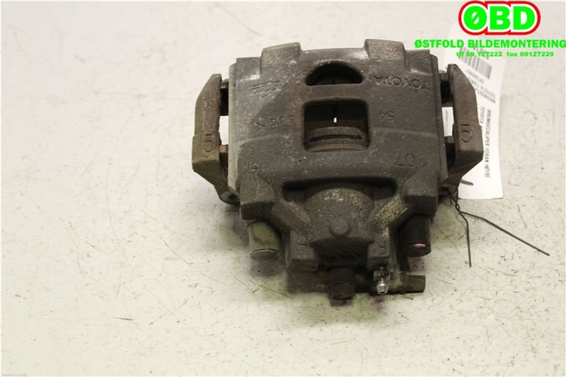 Bremsecaliper høyre foran til Toyota Yaris 2014-2020 (Type III, Fase 2)  (TOYOTA|477300D200|)