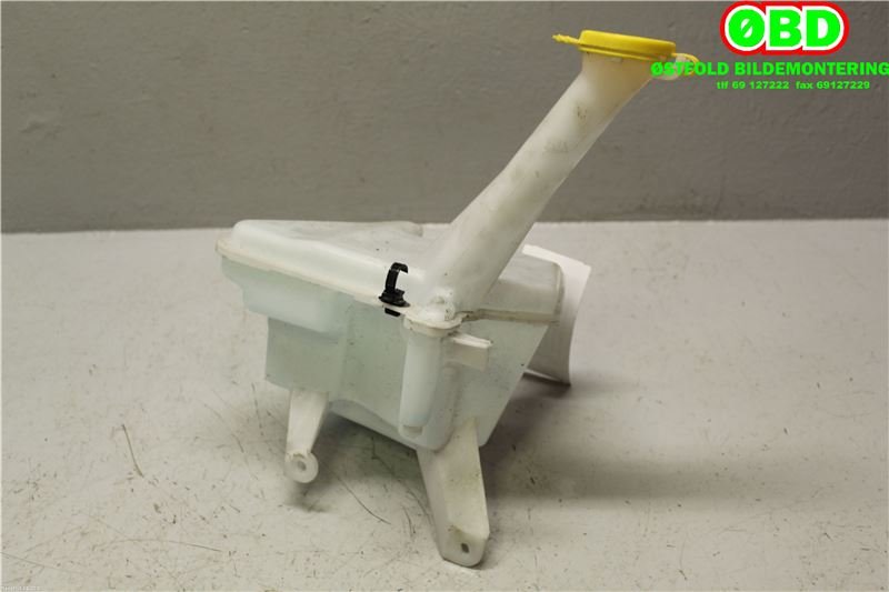 Spylertank til Toyota Yaris 2014-2020 (Type III, Fase 2)  (TOYOTA|853150D170|)