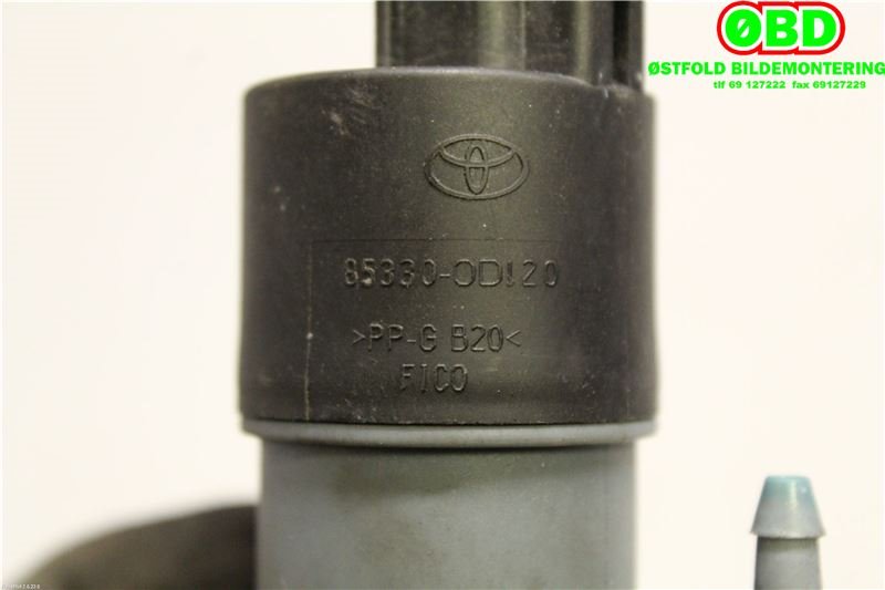 Spylerpumpe foran til Toyota Yaris 2014-2020 (Type III, Fase 2)  (TOYOTA|853300D120|)