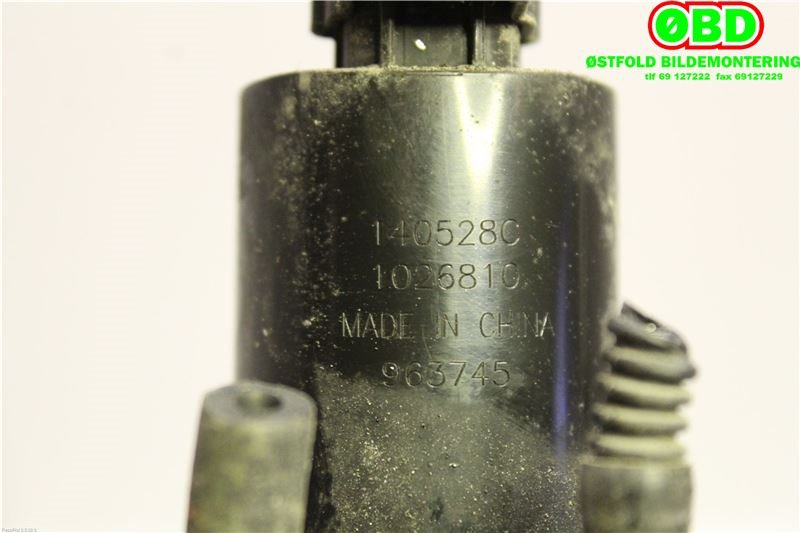 Spylerpumpe foran til Volvo V40 2012-2019  (VOLVO|31276105|)