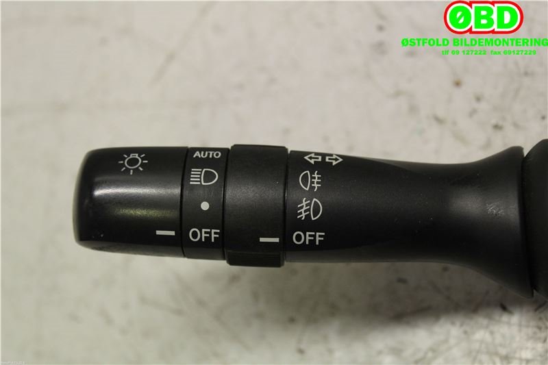 Bryter blink til Toyota Corolla 2007-2013 (TOYOTA|8465233440|8414012660|)