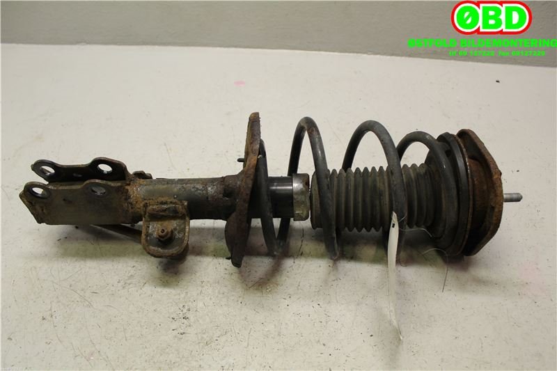 Fjærbein høyre foran til Toyota Corolla 2007-2013 (TOYOTA|4851080334|4851080457|)
