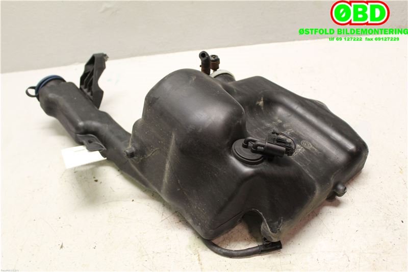 Spylertank til Mercedes E-Klasse 2009-2013 (Fase 1) (W212) (W212) (MERCEDES|A 204 869 02 00|)