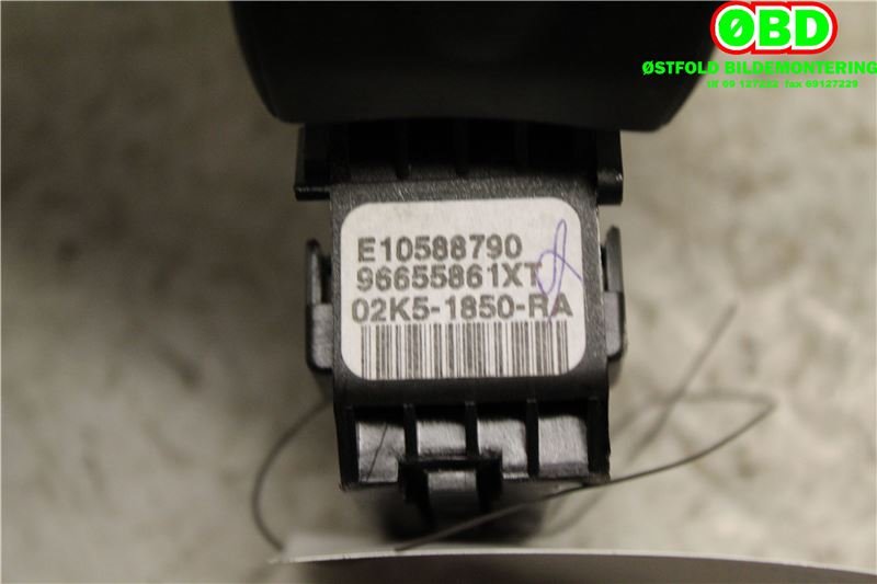 Bryter cruise control til Citroën C3 2010-2016 (Type II)  (CITROEN|6242ZS|96655861ZD|96655861XT)