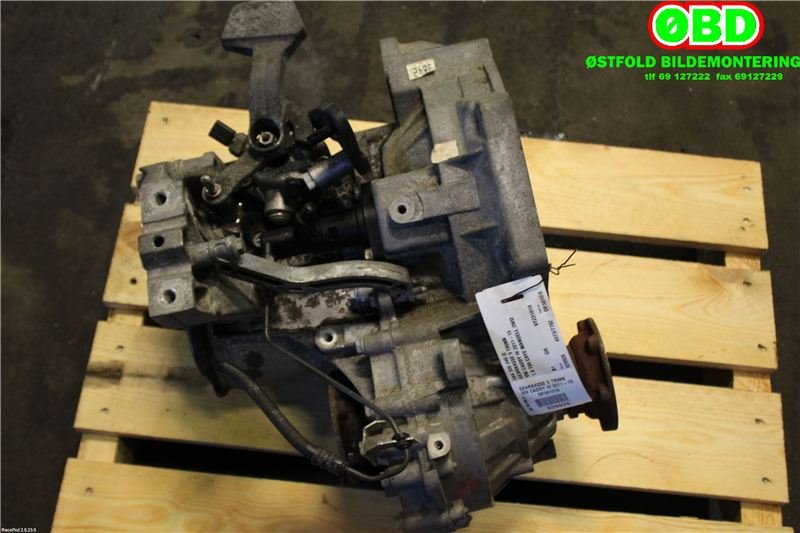 Girkasse manuell til VW Caddy 2010-2015 (Type III, Fase 2) (VOLKSWAGEN|0A4 300 046 Q|)