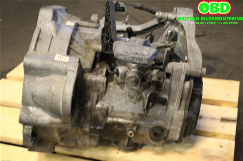 Girkasse manuell til VW Caddy 2010-2015 (Type III, Fase 2) (VOLKSWAGEN|0A4 300 046 Q|)