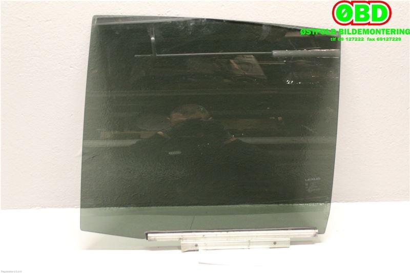 Siderute venstre bak til Lexus CT 2010-2020 (LEXUS|6811476020|)
