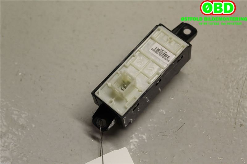 Bryter diverse til Peugeot 208 2012-2019 (Type I)  (98097243XU|)