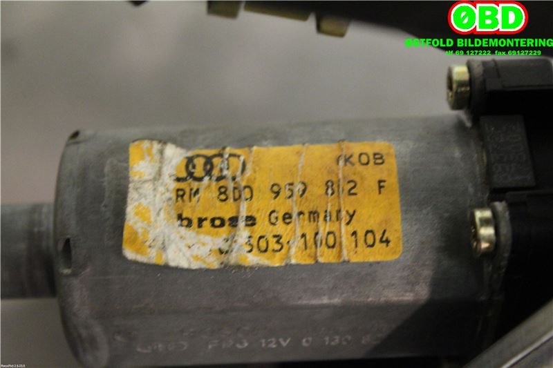 Ruteheis høyre foran til Audi A4 1999-2001 (Type I, Fase 2) (B5) (B5)