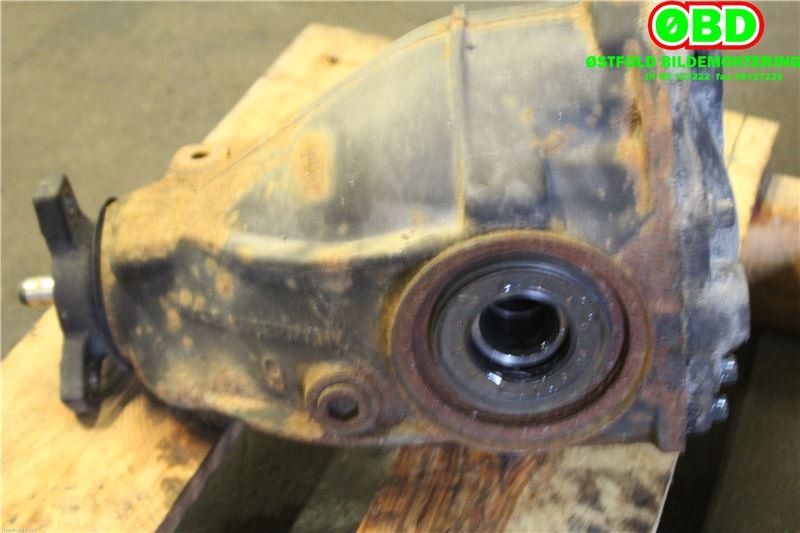 Kardang klokke bak til Mercedes C-Klasse 2004-2007 (Fase 2) (W203) (W203) (MERCEDES|A 203 350 27 64|)