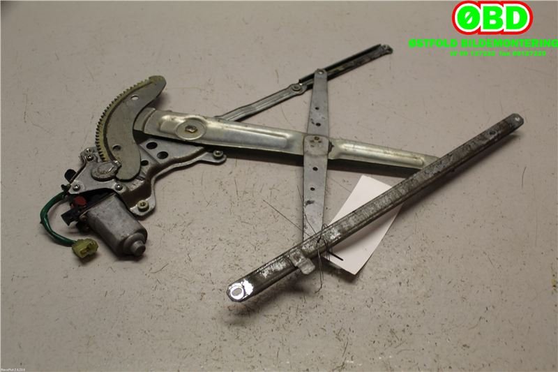 Ruteheis høyre foran til Toyota Hiace 2001-2006 (Fase 2)  (TOYOTA|)