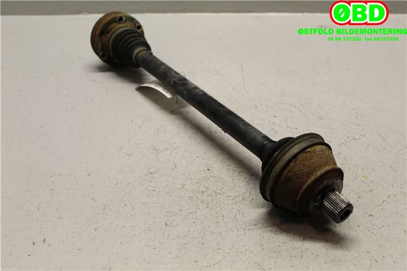 Drivaksel venstre bak til Audi A8 2003-2010 (Type II) (AUDI|4E0 501 203 DX||4E0501203B)