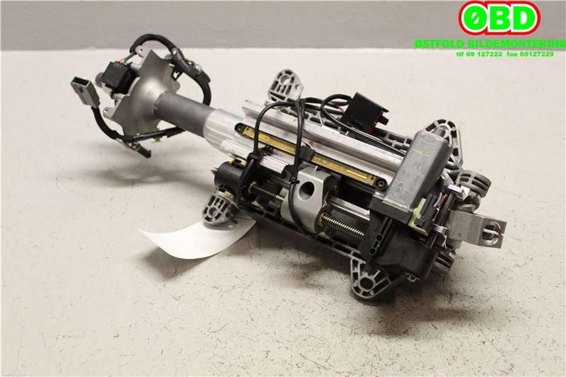 Rattaksel til Jaguar XF 2008-2015 (X250) (X250) (JAGUAR|C2P19045|C2P25507|2W933C529AN)