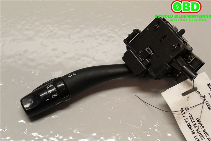 Bryter blink til Hyundai Santa Fe 2006-2009 (Type II, Fase 1) (HYUNDAI|934102B000CA|)