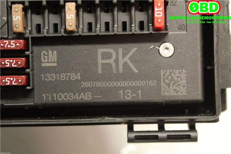 Sikringsboks til Opel Astra J 2010-2015  (OPEL|13318784|1247103)