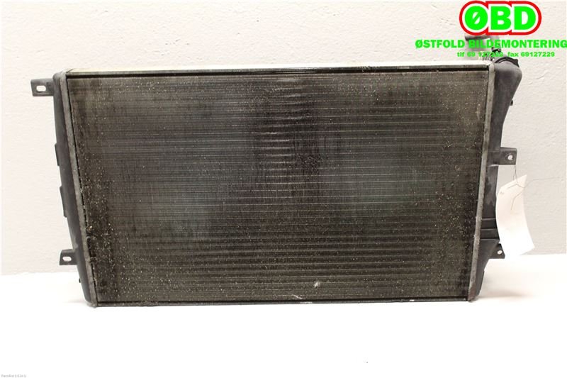 Radiator (manuell gir) til VW Jetta 2005-2010  (VOLKSWAGEN|1K0 121 253 AB|1K0 121 253 AA|)