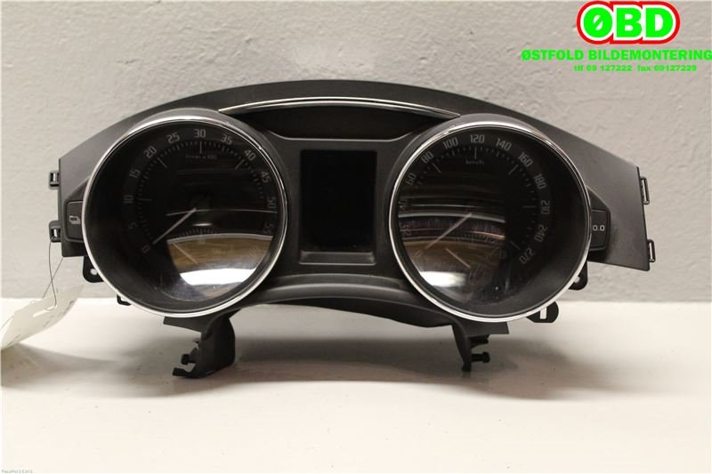 Instrumentpanel til Škoda Superb 2008-2015 (Type II) (SKODA|3T1 920 841 K||3T1920841K)