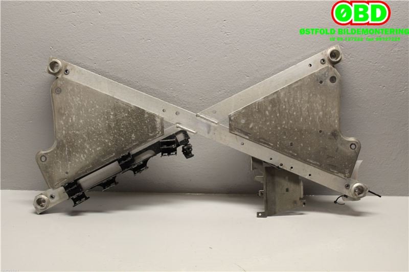 Karosseri diverse til BMW i3 2013-2022  (BMW I I3|39 20 6 879 520||6879520)