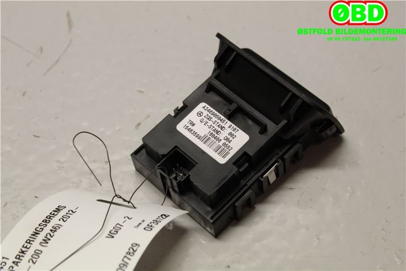 Bryter elektrisk håndbrekk/parkbrems til Mercedes B-Klasse 2011-2018 (W246) (W246) (MERCEDES|A 246 905 04 51||2469050451)