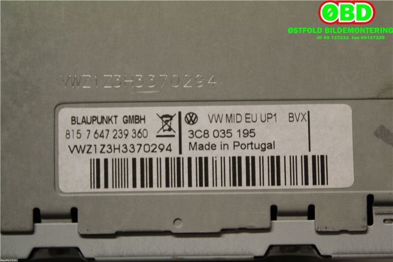Bilstereo navigasjon til VW Golf VI 2008-2012  (VOLKSWAGEN|3C8 057 195  X||3C8035195)