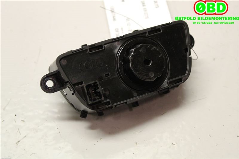 Bryter lys til Audi Q7 2015-->> (Type II)  (AUDI|4M0 941 531 AG||4M0941531AG)