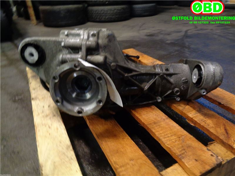 Kardang til VW Touareg 2003-2007 (Type I, Fase 1)  (VOLKSWAGEN|0AA 409 508 A|)