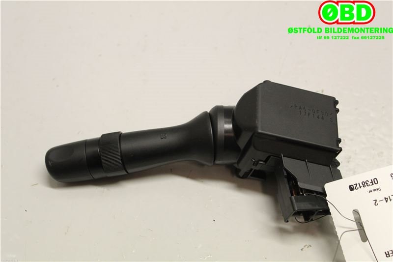 Bryter visker til Toyota Yaris 2014-2020 (Type III, Fase 2) (TOYOTA YARIS HYBRID|846520D190|)