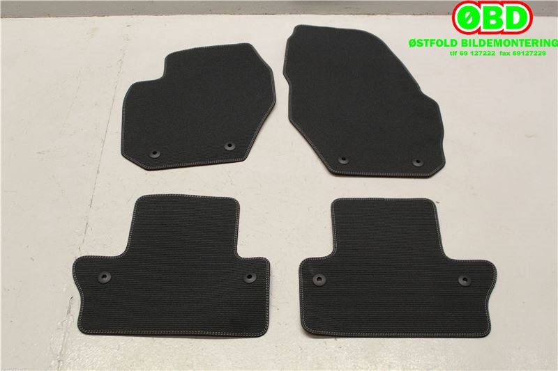Innredning diverse til Volvo V60/V60 CC 2013-2018 (Type I, Fase 2) (VOLVO|31426037|)