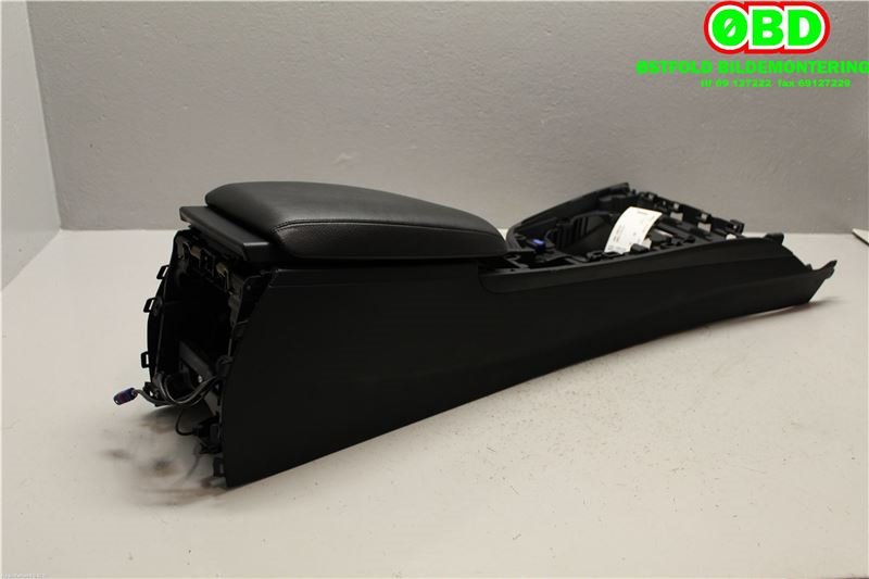 Sete armlene lokk til BMW 3-Serie 2012-2018 (F30/F31/F34) (F30/F31/F34) (BMW|51 16 9 360 522|51 16 9 285 151|)