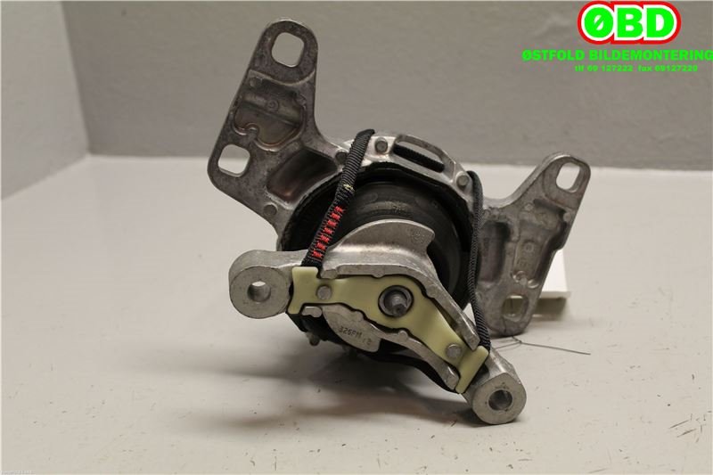 Motorfeste til Volvo V40 2012-2019  (VOLVO V40 R-DESIGN|32222136|)