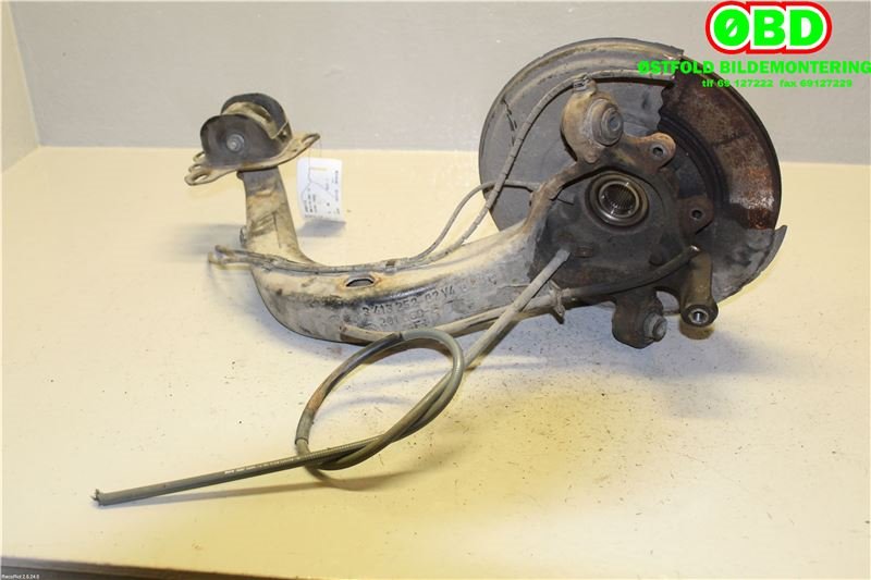 Hjulspindel høyre bak til BMW X3 2003-2006 (Fase 1) (E83) (E83) (BMW|33303420502|)