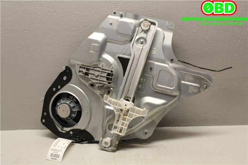 Ruteheis venstre bak til Kia Sportage 2010-2016 (Type III)  (KIA|834713U000|)