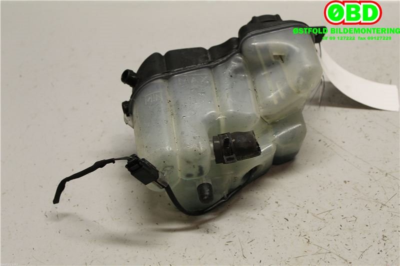 Ekspansjonstank til Volvo V60 2010-2013 (Type I, Fase 1)  (VOLVO|31200320|)
