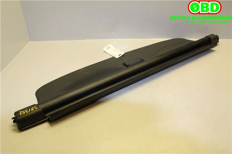 Bagasjerom rollon til VW Passat 2005-2010 (B6) (B6) (VOLKSWAGEN|3C9 867 871 J|)
