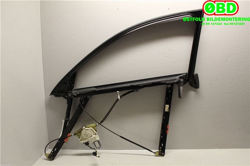 Ruteheis høyre foran til Audi A6, Allroad 2006-2008 (Type II, Fase 1) (C6) (C6) (AUDI|4F0 837 462 D||4F0837462D)