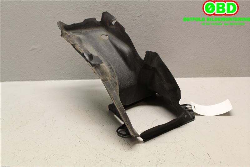 Diverse deler til Audi A6, Allroad 2006-2008 (Type II, Fase 1) (C6) (C6) (AUDI|4F0145333G|)