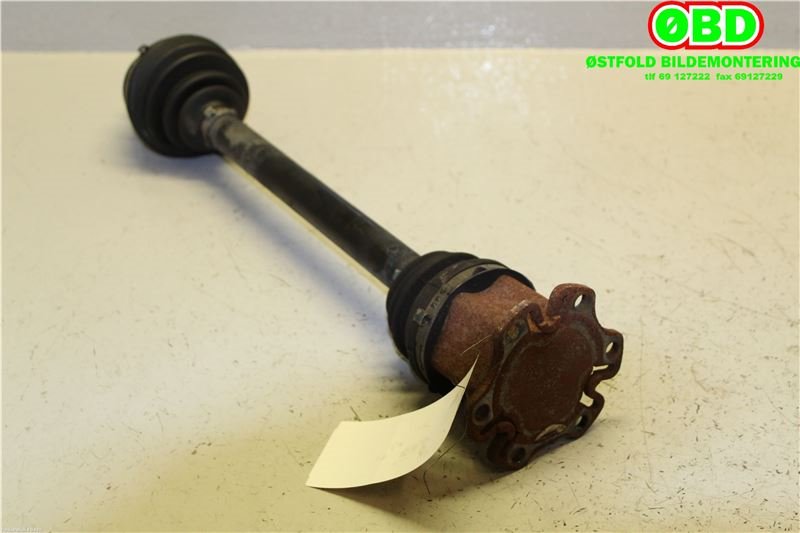 Drivaksel venstre foran til Audi A6, Allroad 2006-2008 (Type II, Fase 1) (C6) (C6) (AUDI|4F0 407 271 J|4F0 407 451 X|4F0407271J)
