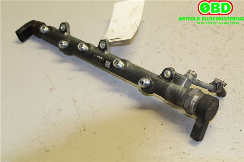 Dyseskinne (fuelrail) til BMW 3-Serie 2005-2011 (E90/E91/E92/E93) (E90/E91/E92/E93) (BMW|13 53 7 805 725|0445214030|7787164)