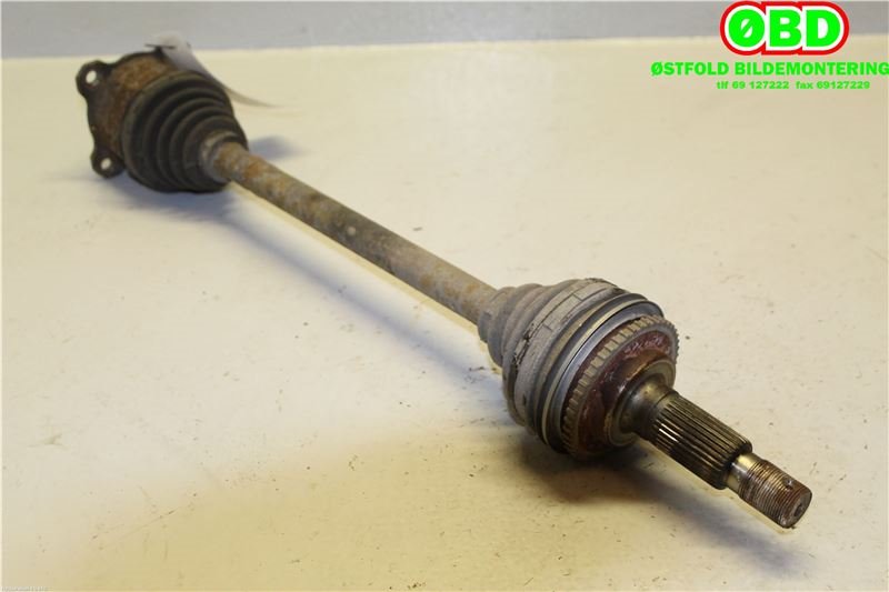 Drivaksel høyre bak til Toyota Hiace 2001-2006 (Fase 2)  (TOYOTA|)