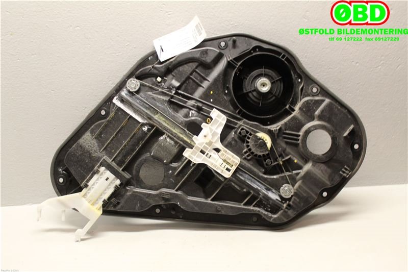 Ruteheis til Hyundai i30 2012-2017 (Type II)  (HYUNDAI|83481A6010|)