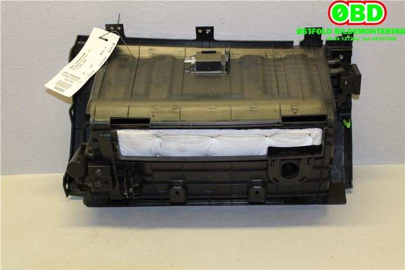 Hanskerom til Hyundai i30 2012-2017 (Type II) (HYUNDAI|84510A6100RY||84540A6000RY)